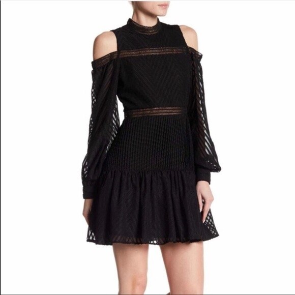 Romeo + Juliet NWT black chiffon cocktail dress - Picture 1 of 11